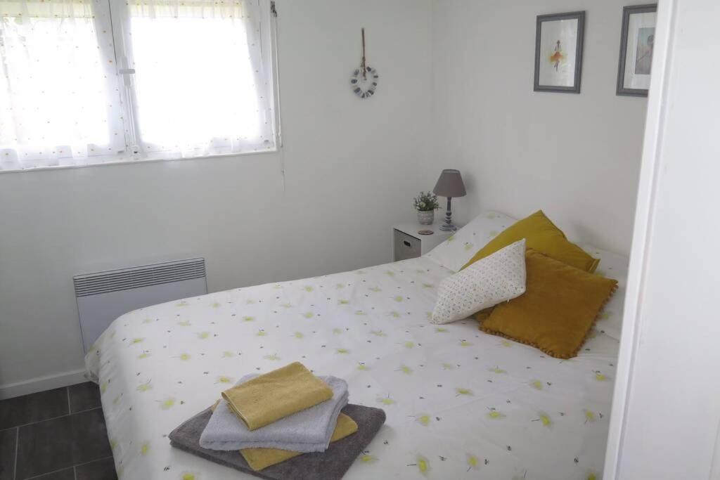 Les Petits Self Contained 2 Bedroom Apartment Molieres (Dordogne) Exteriör bild